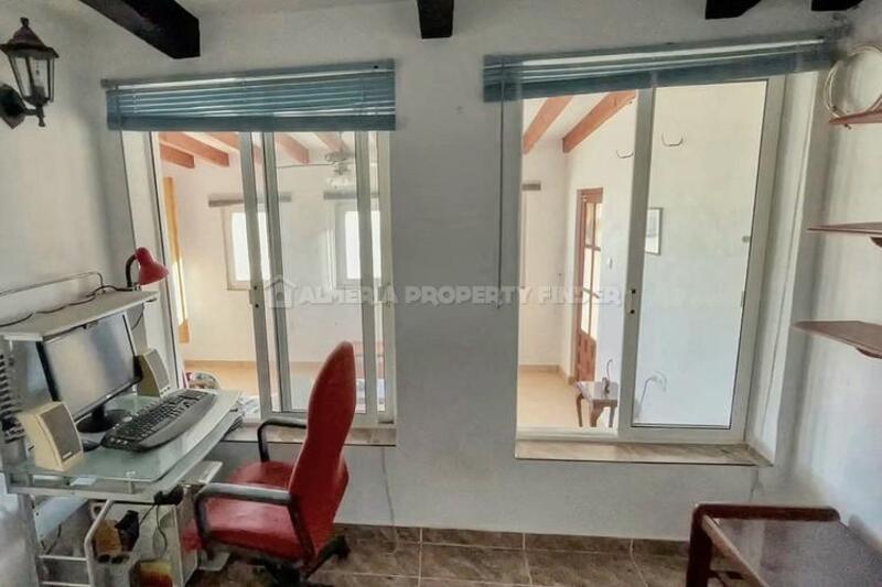 2 Cuarto Casa de Campo en venta