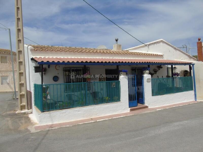 Casa de Campo en venta en Seron, Almería