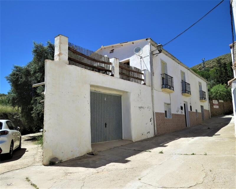 Stadthaus zu verkaufen in Turon, Granada