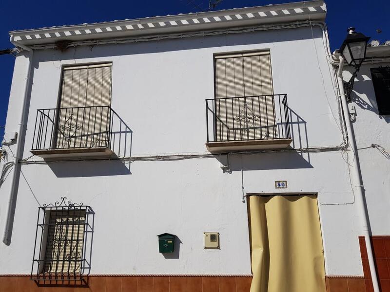 Maison de Ville à vendre dans El Cañuelo (Priego de Cordoba), Córdoba