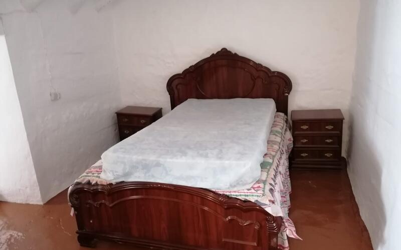 3 slaapkamer Gezinswoning Te koop