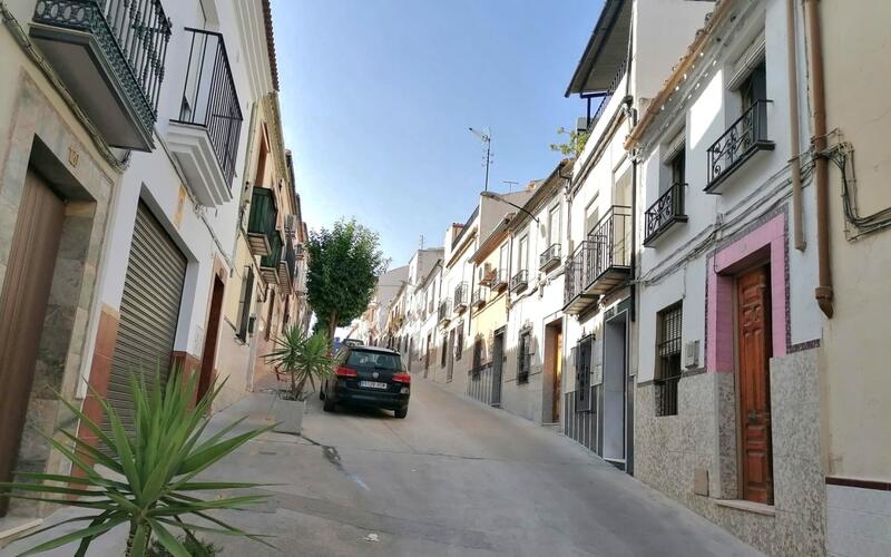 Townhouse for sale in Rute, Córdoba