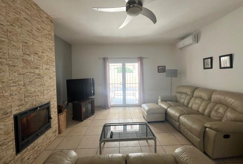 3 Cuarto Villa en venta