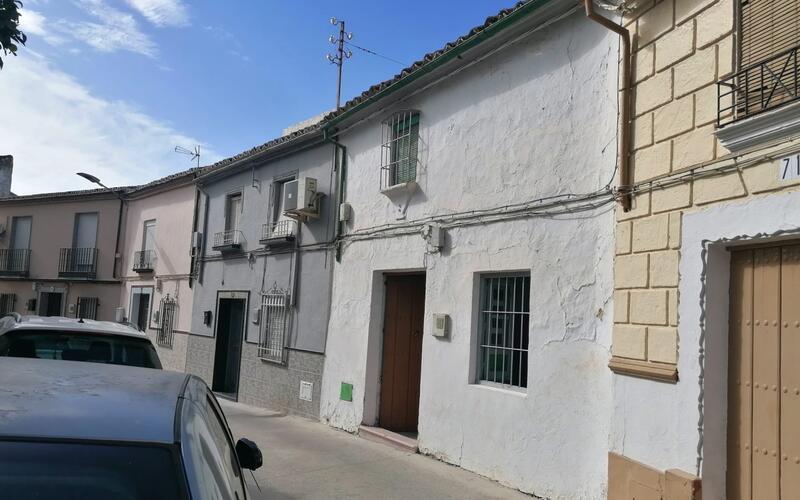 Maison de Ville à vendre dans Rute, Córdoba