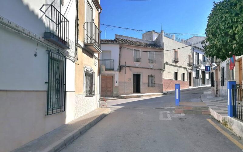 Stadthaus zu verkaufen in Rute, Córdoba