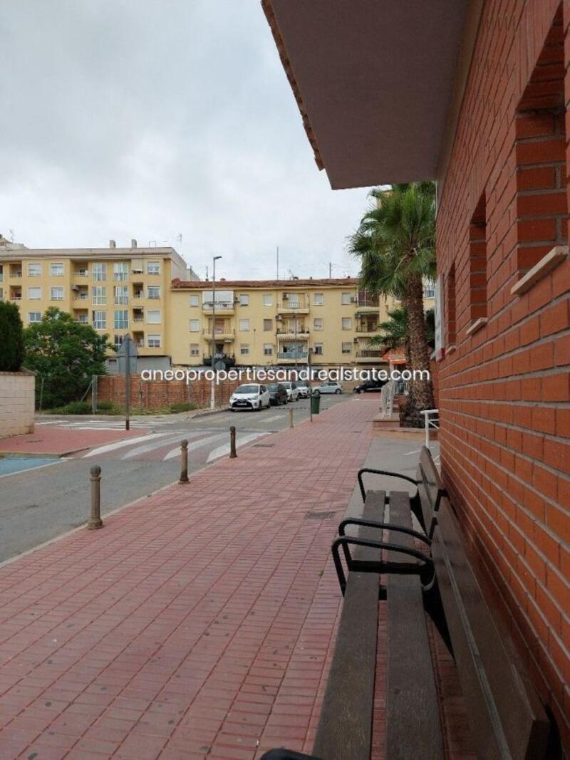 Apartamento en venta en Monóvar, Alicante