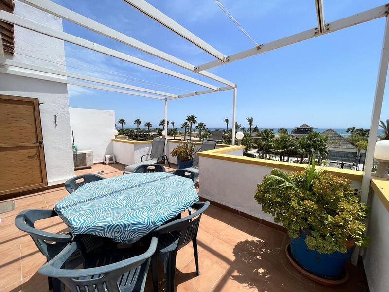 Lägenhet för långsiktig hyra i Vera Playa, Almería