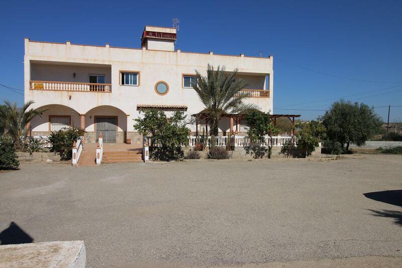 Villa til salgs i La Muleria, Almería
