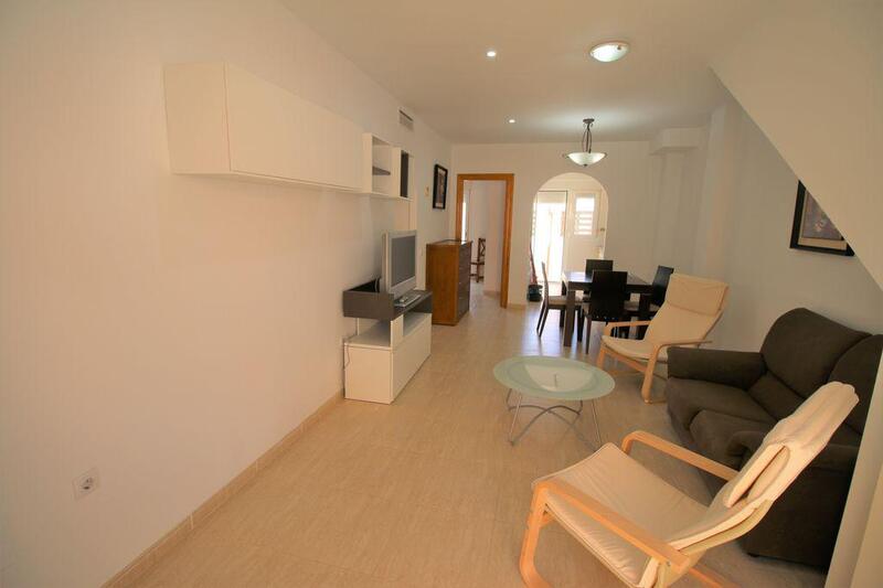 2 bedroom Apartment for Long Term Rent