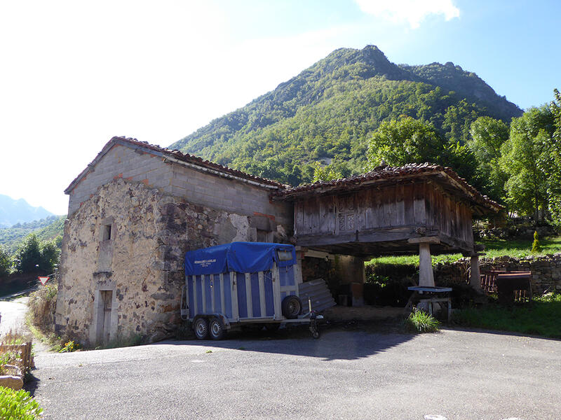 Lantställe till salu i Pola de Somiedo, Asturias