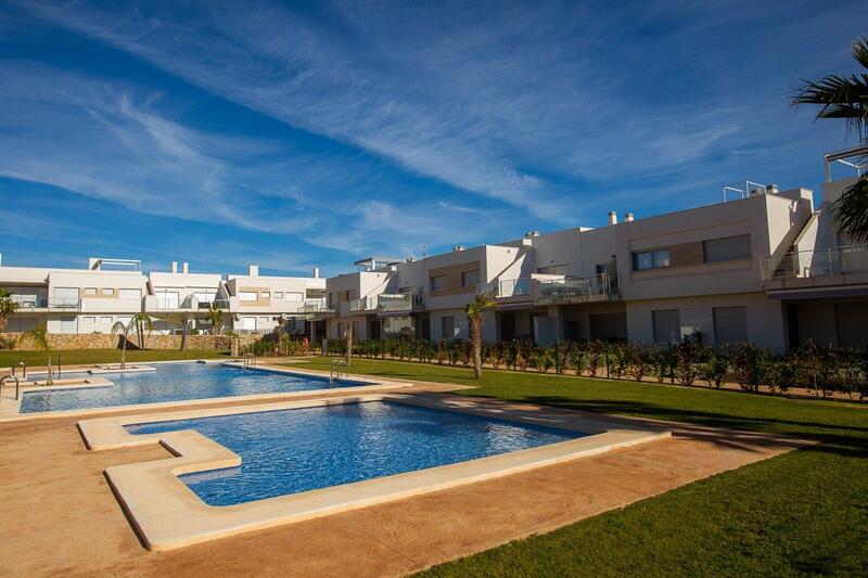 Apartamento en venta en Vistabella Golf, Alicante