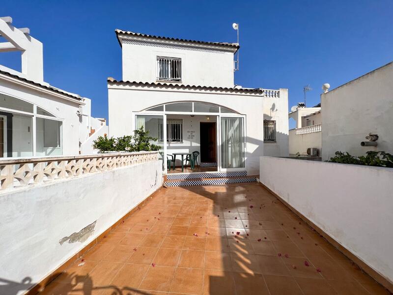 Villa zu verkaufen in El Eden, Alicante