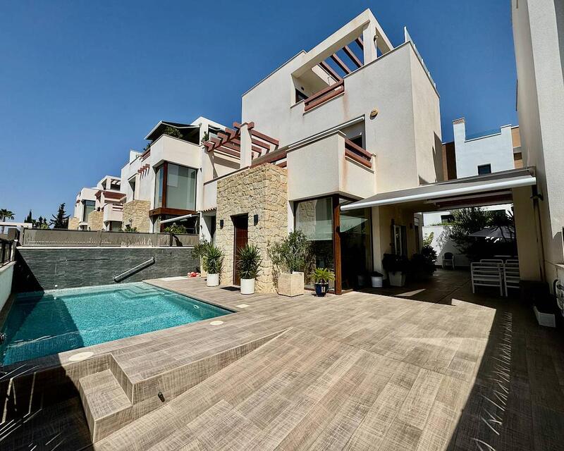 Villa til salgs i Ciudad Quesada, Alicante