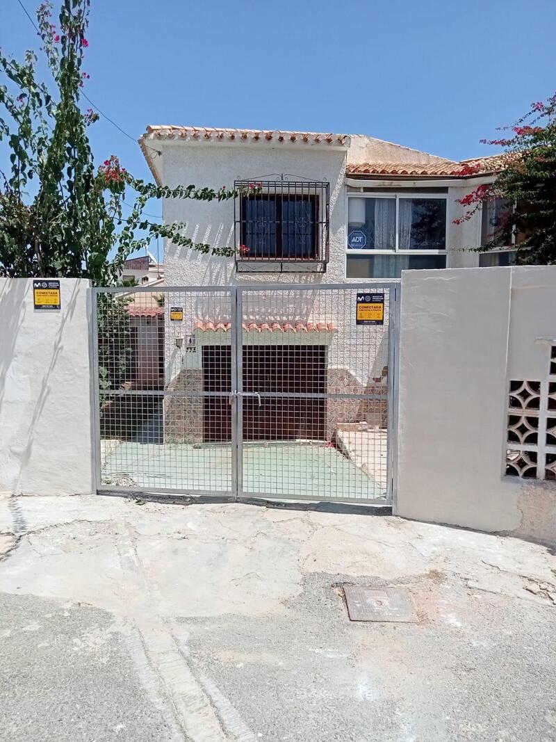 Деревенский Дом продается в Orihuela Costa, Alicante