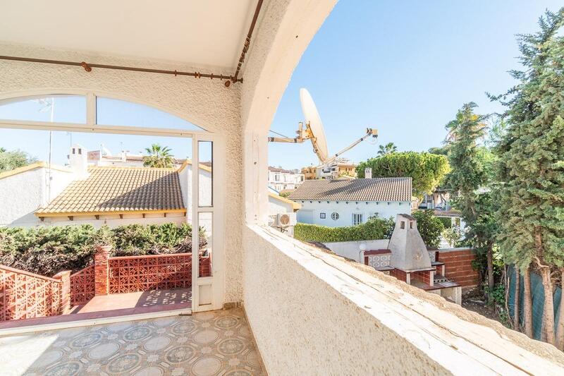 2 Schlafzimmer Landhaus zu verkaufen