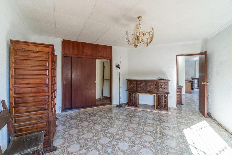 2 Cuarto Casa de Campo en venta