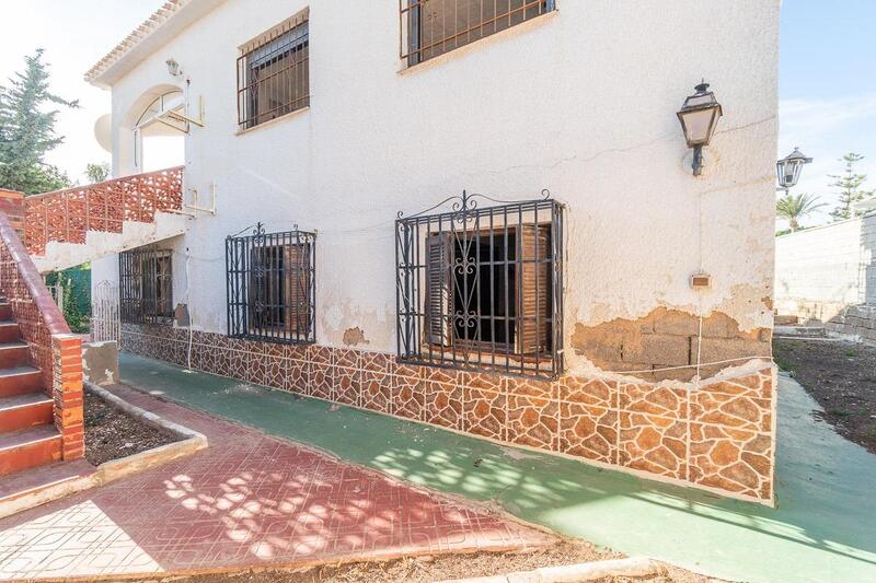 2 Cuarto Casa de Campo en venta