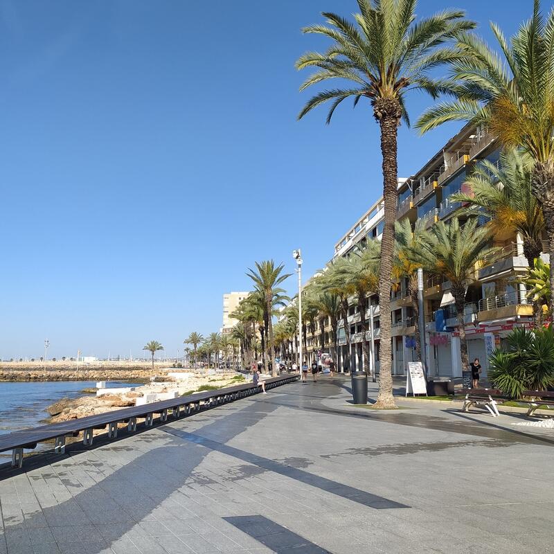 Leilighet til salgs i Torrevieja, Alicante