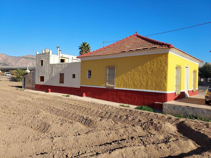 4 Cuarto Casa de Campo en venta