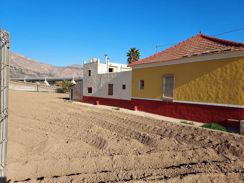 4 Cuarto Casa de Campo en venta