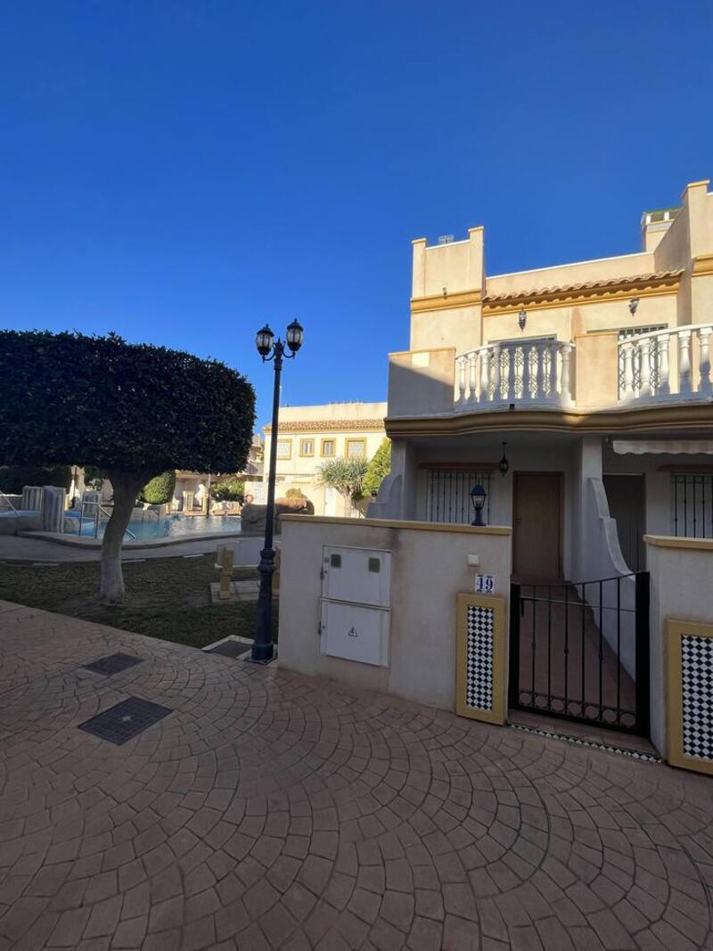 2 Cuarto Casa de Campo en venta