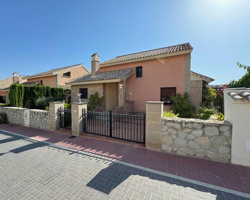 3 bedroom Villa for sale