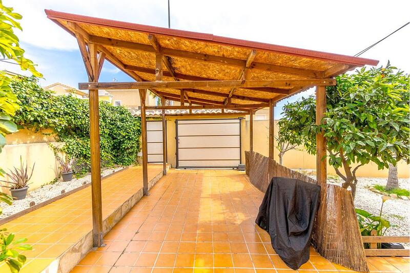 4 Cuarto Villa en venta