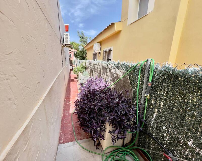 2 Cuarto Villa en venta