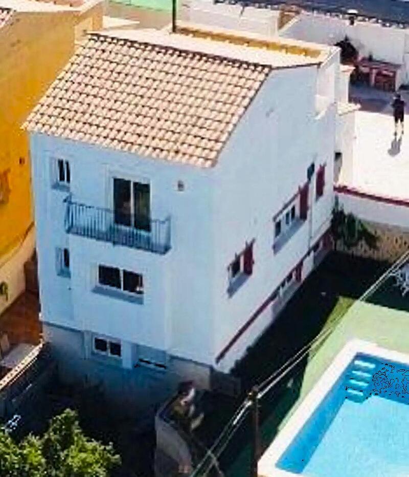 Maison de Ville à vendre dans La Nucia, Alicante