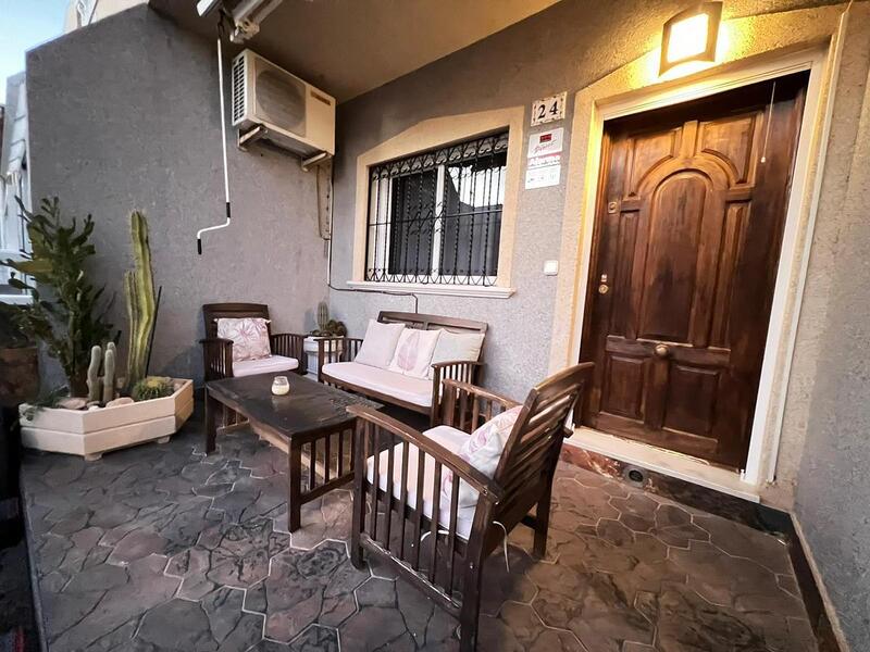 3 bedroom Townhouse for sale