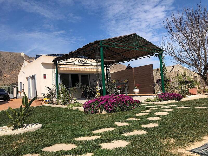 Деревенский Дом продается в Callosa de Segura, Alicante