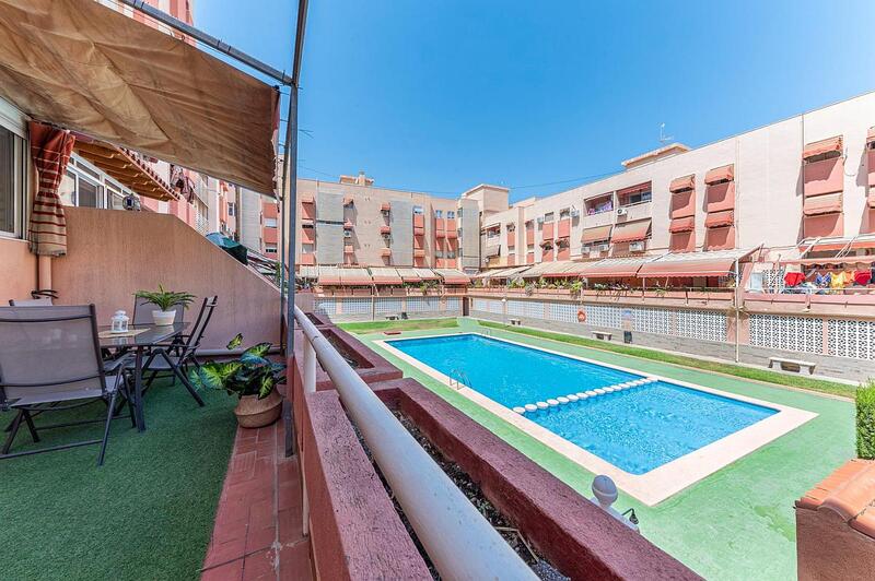 квартира продается в Alacant/Alicante, Alicante