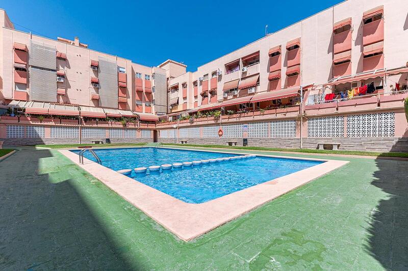 3 bedroom Apartment for sale