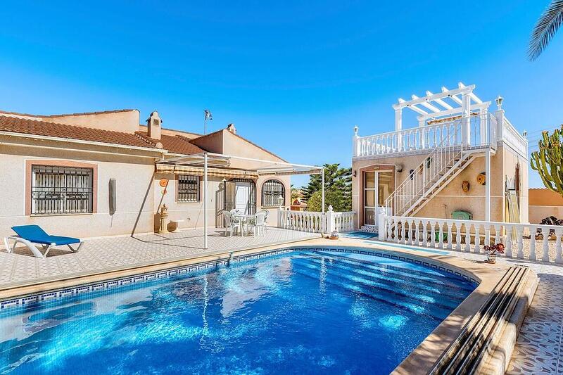 Villa à vendre dans Orihuela Costa, Alicante