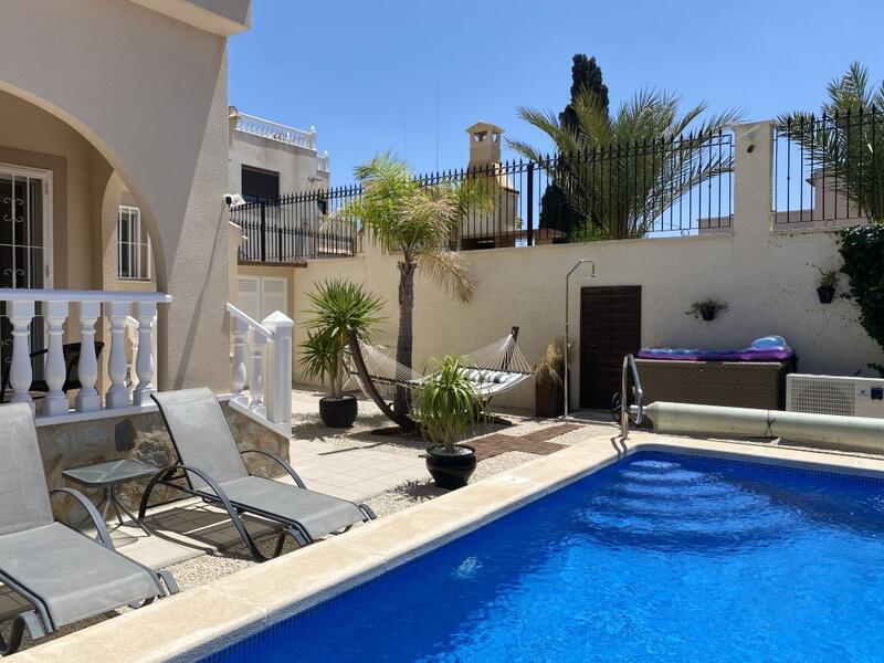 3 bedroom Villa for sale