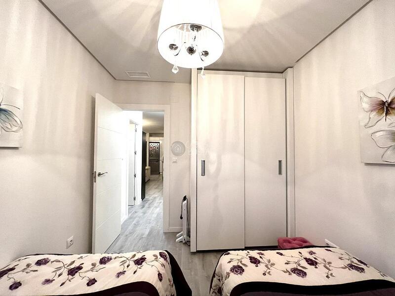 2 slaapkamer Appartement Te koop