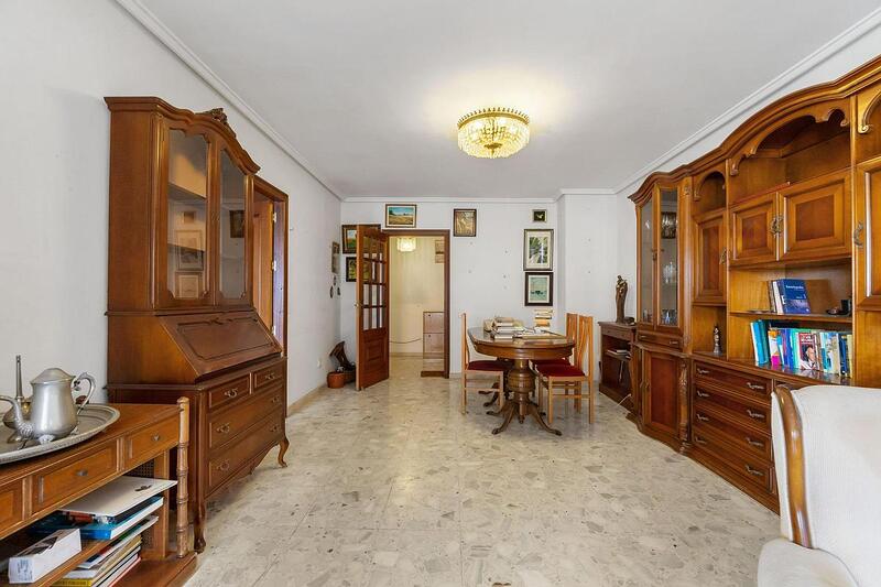 4 slaapkamer Appartement Te koop