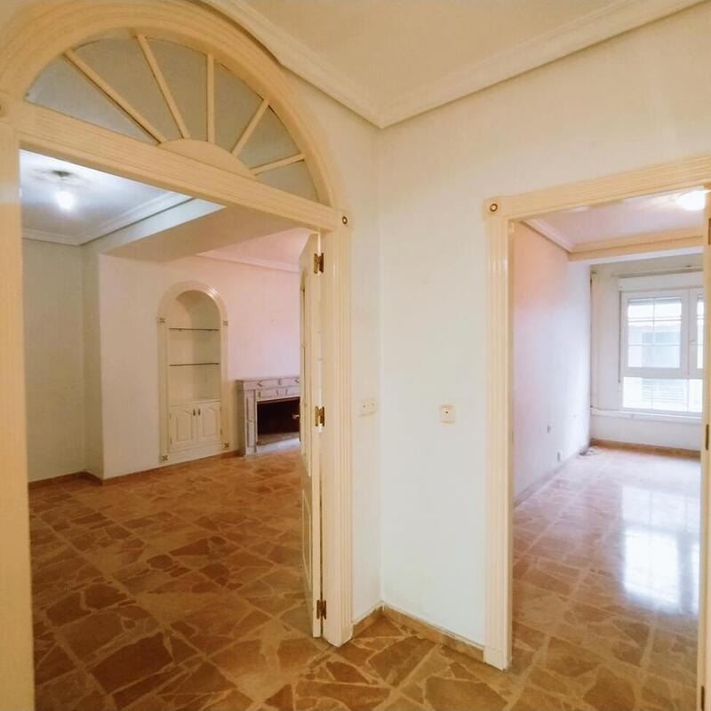 5 chambre Appartement à vendre