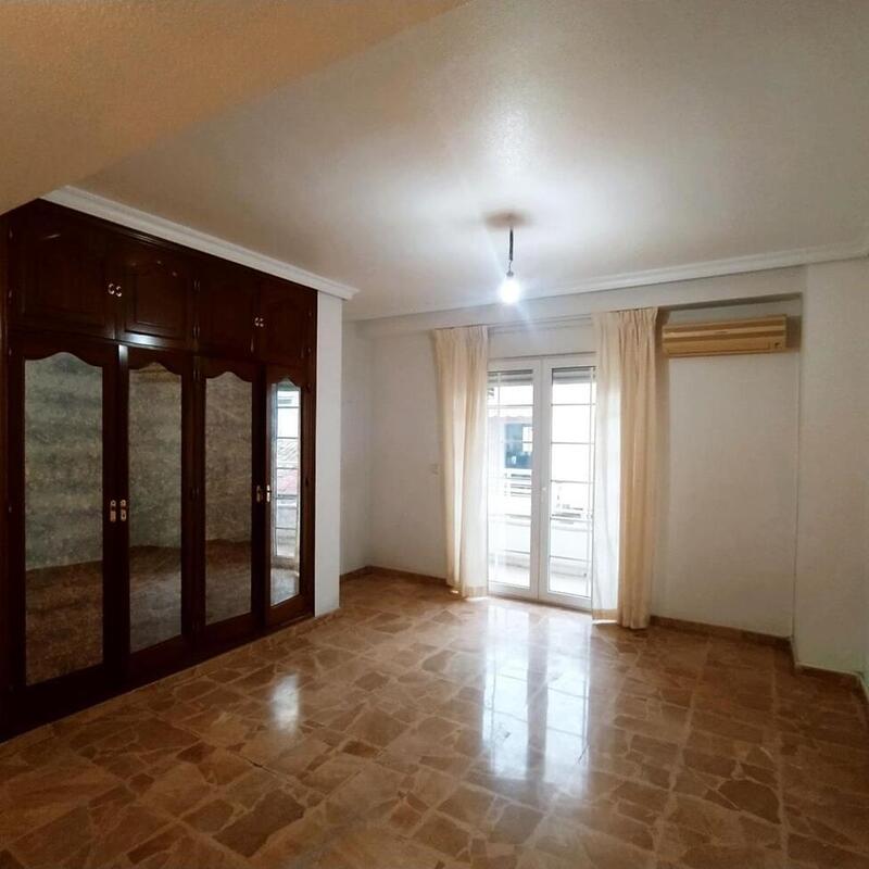 5 chambre Appartement à vendre