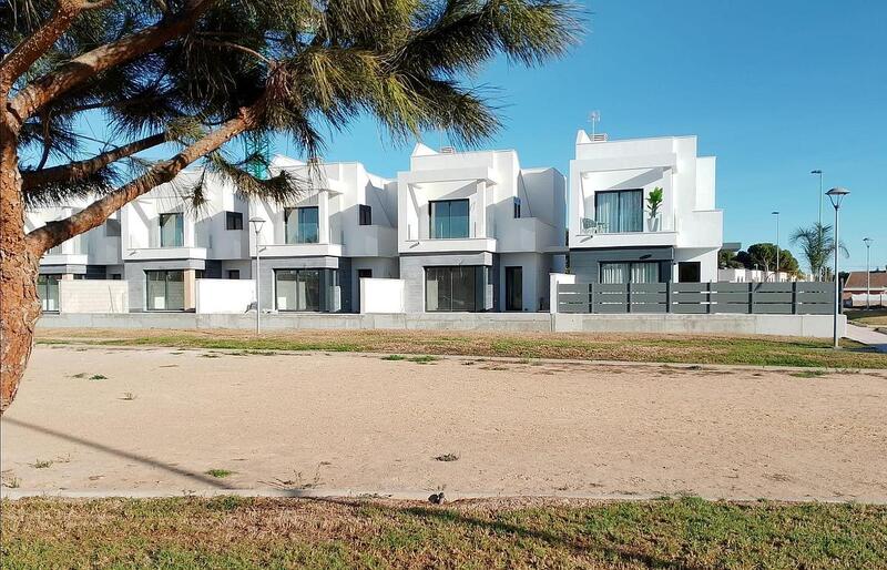 Villa en venta en San Javier, Murcia