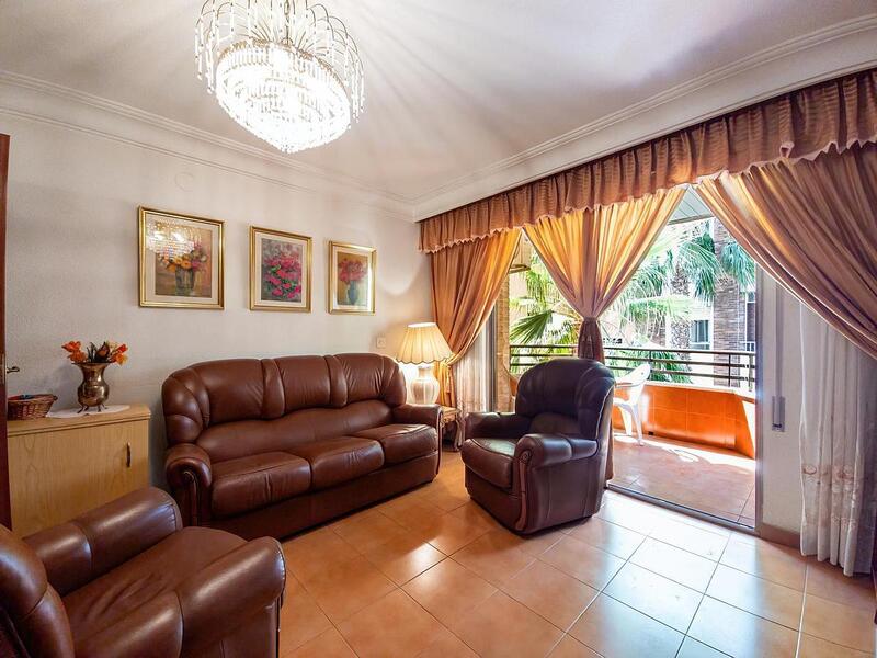 4 bedroom Apartment for sale