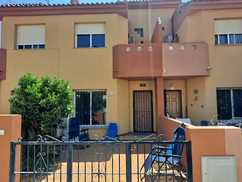 Townhouse for sale in Dehesa de Campoamor, Alicante