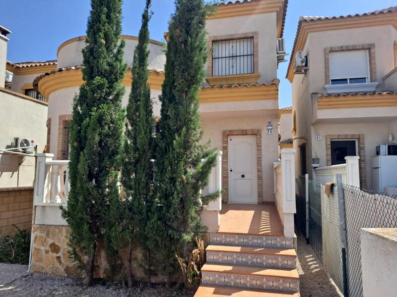 3 Cuarto Villa en venta