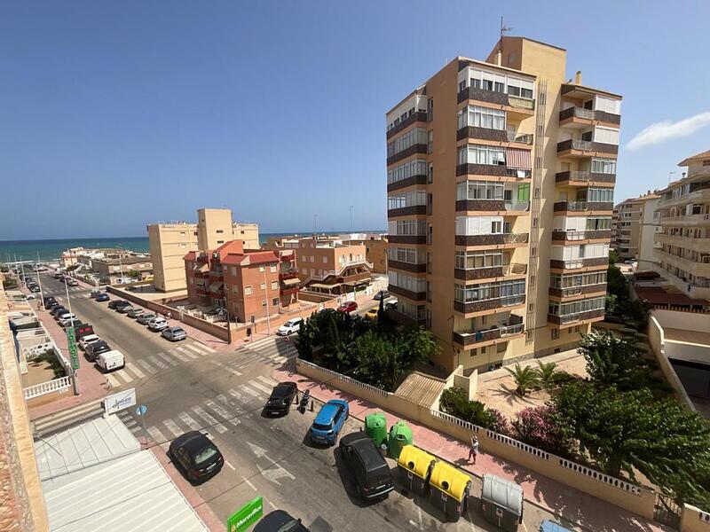 Appartement zu verkaufen in Torrevieja, Alicante