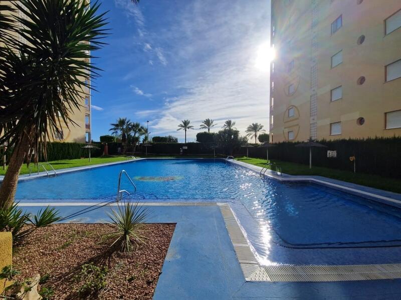 Apartamento en venta en Villajoyosa, Alicante