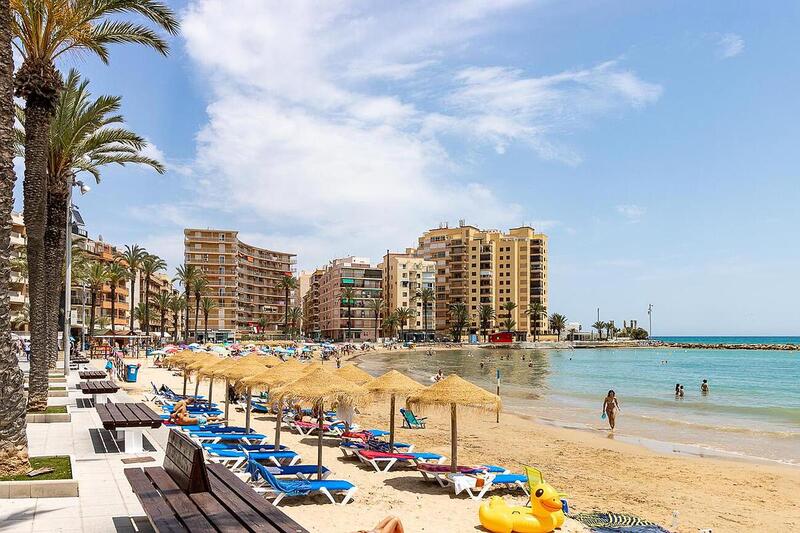 Apartment for sale in Torrevieja, Alicante