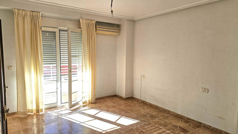 5 chambre Appartement à vendre