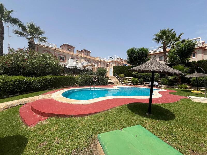 Townhouse for sale in Orihuela Costa, Alicante