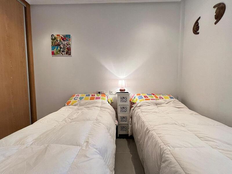 2 Schlafzimmer Stadthaus zu verkaufen