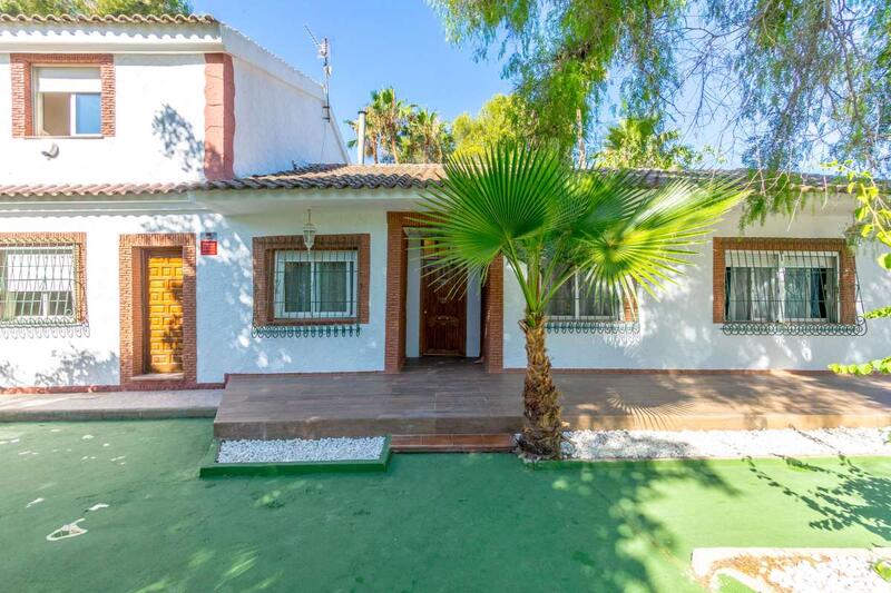 5 Cuarto Villa en venta